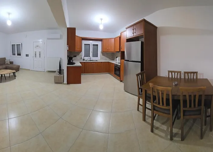 Giannis\'S Apartments